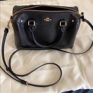Coach Black handbag with shoulder strap